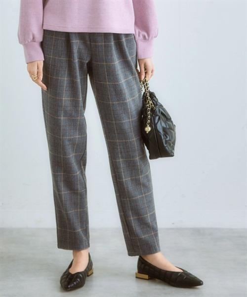 nissen(ニッセン)の「両面起毛タックテーパードパンツ(ストレッチ素材)(スラックス・レディース・アイボリー/ネイビー系/グリーン/ブラック/ブラウン系/ブラック系1/グレー系1/ブラウン系1/ベージュ系1・S/M/LL/L/3L)」の5枚目の写真