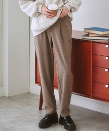 両面起毛タックテーパードパンツ（ストレッチ素材）