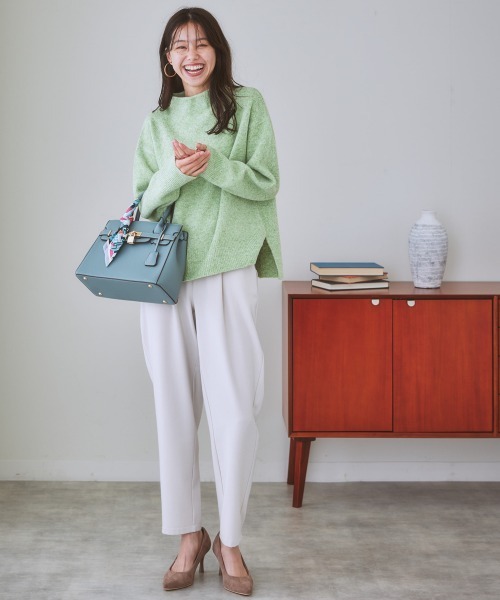 nissen(ニッセン)の「両面起毛タックテーパードパンツ(ストレッチ素材)(スラックス・レディース・アイボリー/ネイビー系/グリーン/ブラック/ブラウン系/ブラック系1/グレー系1/ブラウン系1/ベージュ系1・S/M/LL/L/3L)」の11枚目の写真