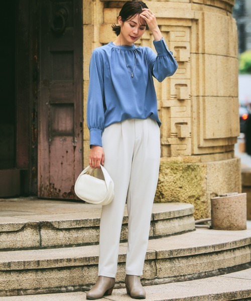 nissen(ニッセン)の「両面起毛タックテーパードパンツ(ストレッチ素材)(スラックス・レディース・アイボリー/ネイビー系/グリーン/ブラック/ブラウン系/ブラック系1/グレー系1/ブラウン系1/ベージュ系1・S/M/LL/L/3L)」の12枚目の写真