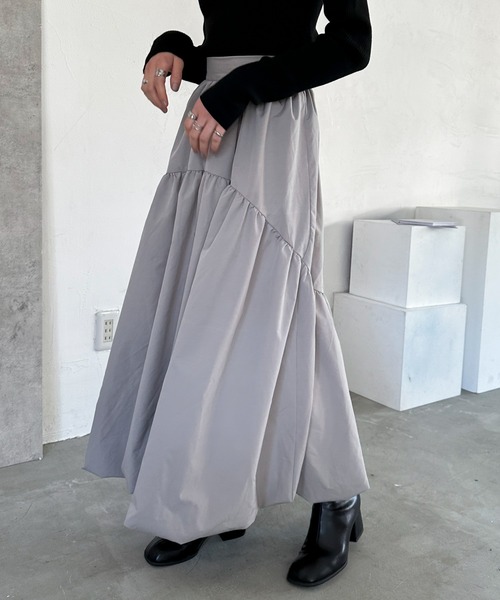 EPIMI E'PIMMY（エピミエピミー）の「ラウンドティアードバルーンスカート（スカート・レディース・チャコールグレー/ブラック/グレイッシュベージュ・MEDIUM）」の18枚目の写真