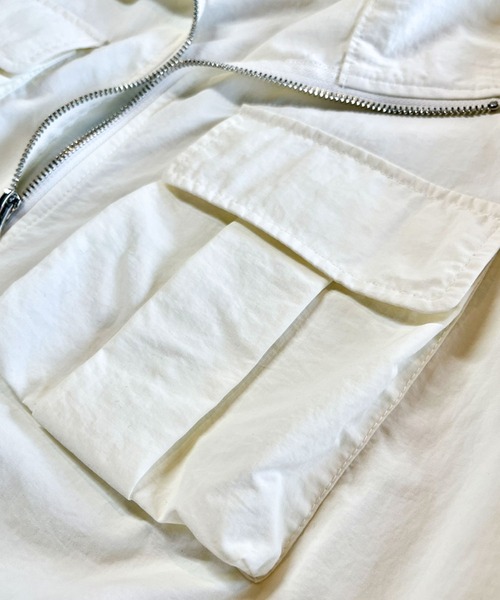 classicalelf（クラシカルエルフ）の「アクティブにお洒落見え。ダブルジップ裾ドロストショートジャケット（ナイロンジャケット・レディース・オフホワイト/ブラック・LARGE/MEDIUM/SMALL/X-LARGE）」の11枚目の写真