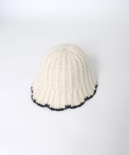 Three Four Time（ｽﾘｰﾌｫｰﾀｲﾑ）の「ケーブル編みニットバケットハット（ハット・レディース・ブラック/ライトベージュ・FREE）」の10枚目の写真
