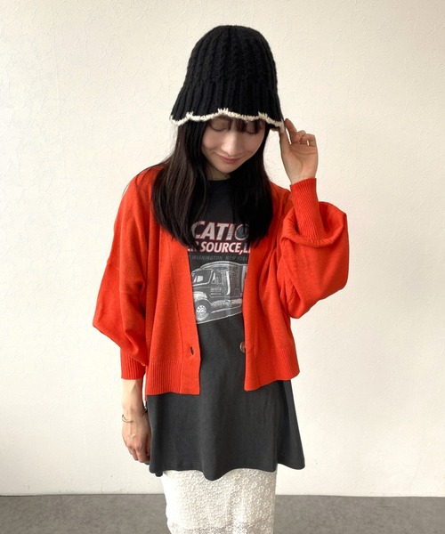 Three Four Time（ｽﾘｰﾌｫｰﾀｲﾑ）の「ケーブル編みニットバケットハット（ハット・レディース・ブラック/ライトベージュ・FREE）」の15枚目の写真