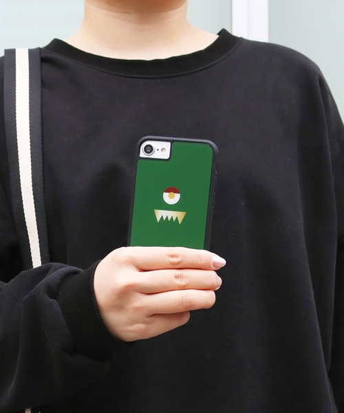 ACCOMMODE(アコモデ)の「【WEB限定】モンスター 背面アクリルiPhoneケース 6-8/SE対応(スマホケース/カバー・レディース・グレー/ネイビー/グリーン/ピンク/パープル/ブラウン・iPhone 7/8/SE(第2/第3世代))」の11枚目の写真