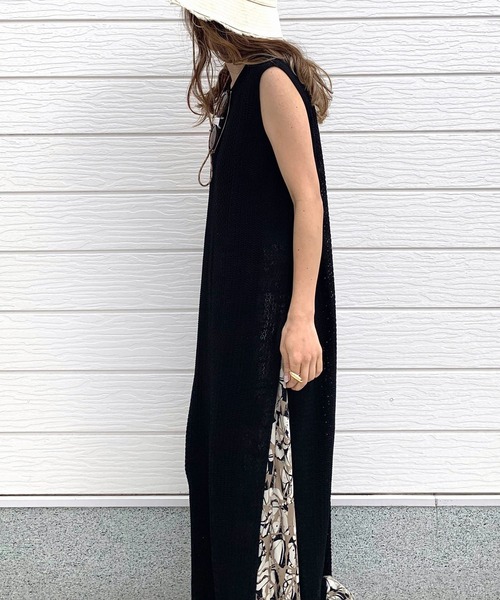 Q(キュー)の「透かし柄ニットワンピース(ワンピース・レディース・ブラック/アイボリー/グレー・MEDIUM)」の12枚目の写真