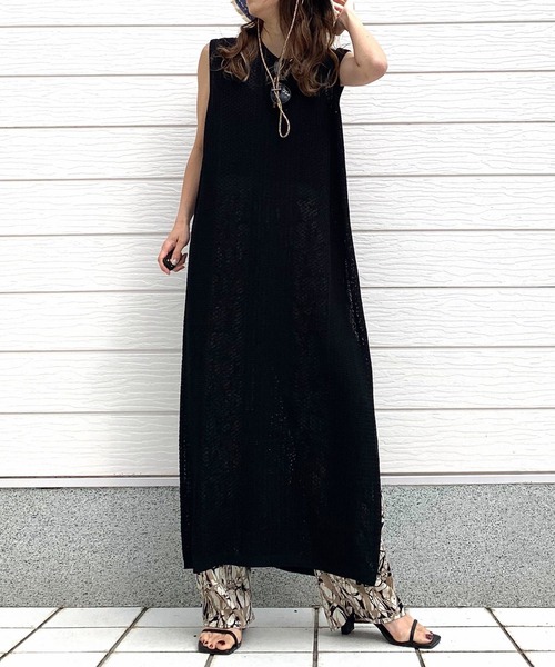 Q(キュー)の「透かし柄ニットワンピース(ワンピース・レディース・ブラック/アイボリー/グレー・MEDIUM)」の20枚目の写真