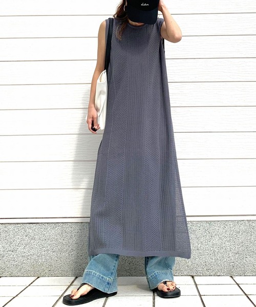 Q(キュー)の「透かし柄ニットワンピース(ワンピース・レディース・ブラック/アイボリー/グレー・MEDIUM)」の5枚目の写真