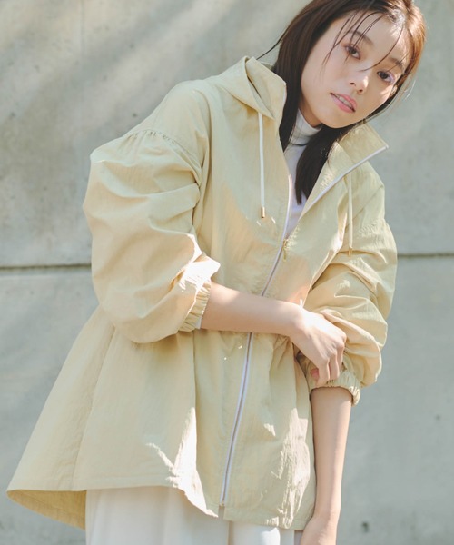 Droite lautreamont(ドロワットロートレアモン)の「ミニリップストップマウンテンパーカー≪手洗い可能≫(マウンテンパーカー・レディース・チャコールグレー/オフホワイト/イエロー・M/S)」の4枚目の写真