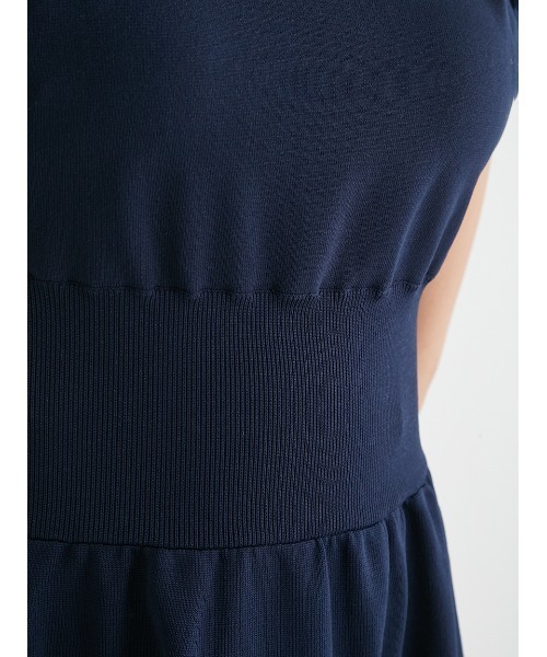 CELFORD(セルフォード)の「ドレープネックニットワンピース(ワンピース・レディース・ネイビー/ミント/アイボリー・38/36)」の9枚目の写真