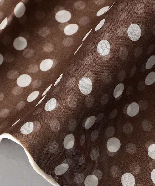 Fratelli Luigi（フラテッリルイージ）の「＜FRATELLI LUIGI＞ シフォン ドット チーフ（ポケットチーフ・メンズ・グレー/ネイビー/ブラウン・FREE）」の6枚目の写真