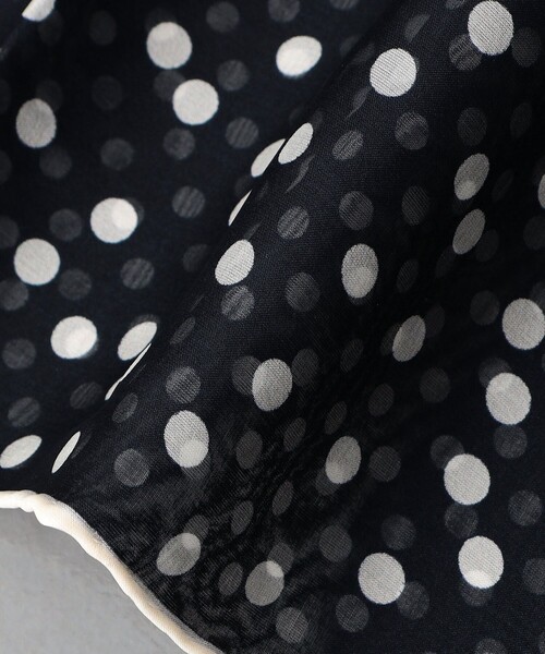 Fratelli Luigi（フラテッリルイージ）の「＜FRATELLI LUIGI＞ シフォン ドット チーフ（ポケットチーフ・メンズ・グレー/ネイビー/ブラウン・FREE）」の5枚目の写真