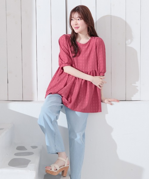 Honeys(ハニーズ)の「ペプラムトップス(Tシャツ/カットソー・レディース・アイボリー/ライム/ブラック/ピンク系その他/ラベンダー・S/M/L/LL)」の6枚目の写真