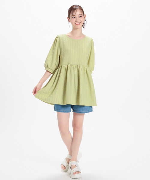 Honeys(ハニーズ)の「ペプラムトップス(Tシャツ/カットソー・レディース・アイボリー/ライム/ブラック/ピンク系その他/ラベンダー・S/M/L/LL)」の8枚目の写真