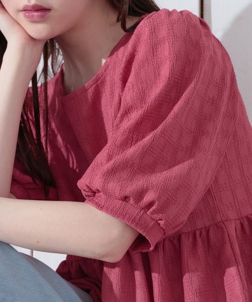 Honeys(ハニーズ)の「ペプラムトップス(Tシャツ/カットソー・レディース・アイボリー/ライム/ブラック/ピンク系その他/ラベンダー・S/M/L/LL)」の22枚目の写真