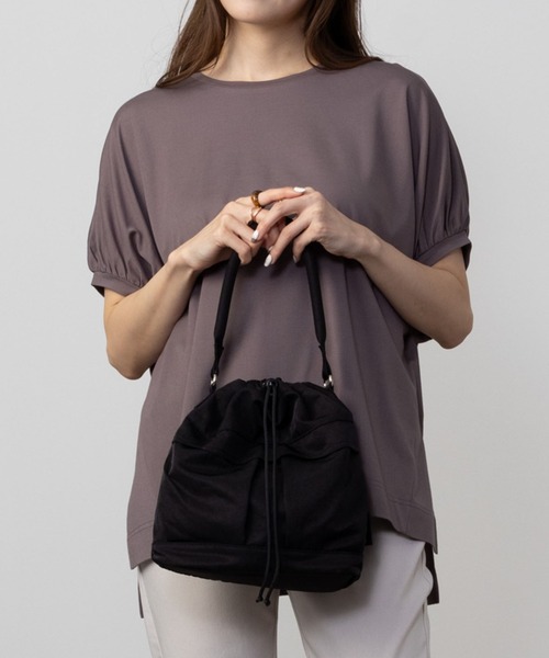 HusHusH(ハッシュアッシュ)の「HusHusH ハッシュアッシュ ドルマンチュニックプルオーバー(Tシャツ/カットソー・レディース・グレイッシュベージュ/サックスブルー/ブラック/チャコールグレー・L/M/S)」の1枚目の写真