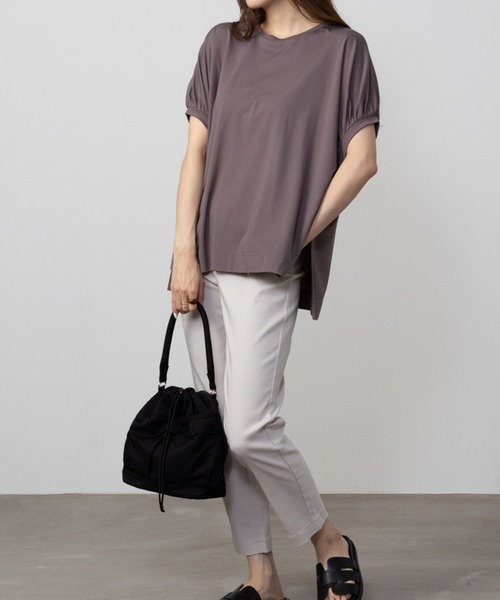 HusHusH(ハッシュアッシュ)の「HusHusH ハッシュアッシュ ドルマンチュニックプルオーバー(Tシャツ/カットソー・レディース・グレイッシュベージュ/サックスブルー/ブラック/チャコールグレー・L/M/S)」の10枚目の写真