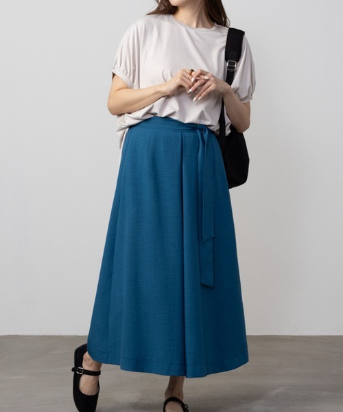 HusHusH(ハッシュアッシュ)の「HusHusH ハッシュアッシュ ドルマンチュニックプルオーバー(Tシャツ/カットソー・レディース・グレイッシュベージュ/サックスブルー/ブラック/チャコールグレー・L/M/S)」の11枚目の写真