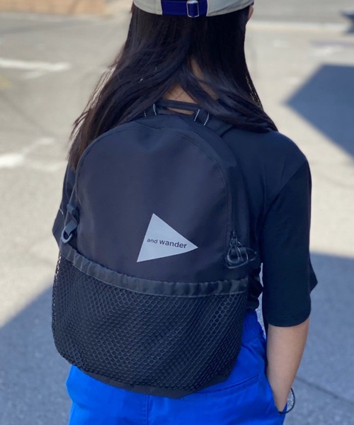 and wander アンドワンダー　ブラック リュック　バックパック and wander/アンドワンダー ECOPAK 20L daypack（バックパック