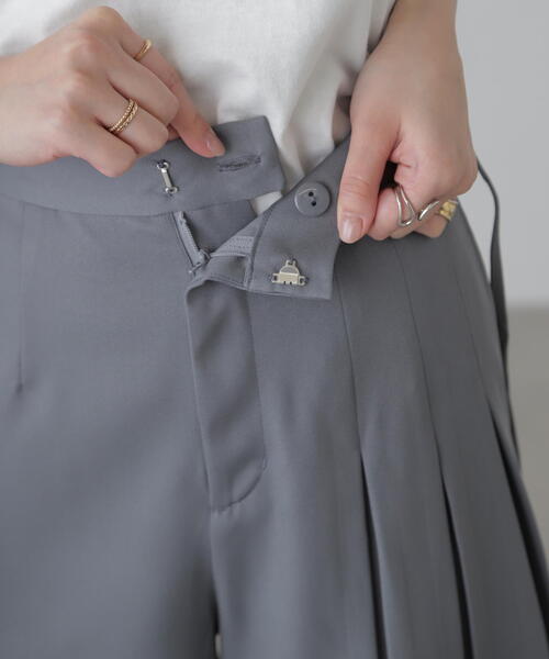 FREE'S MART（フリーズマート）の「◆サイドリボンラップスカートパンツ（スカート・レディース・ブラック/グレー/ベージュ・SMALL/MEDIUM）」の20枚目の写真