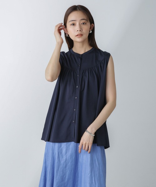 NANO universe(ナノユニバース)の「エアリーギャザーノースリーブトップス(Tシャツ/カットソー・レディース・オフホワイト/ネイビー/ライム・FREE)」の11枚目の写真