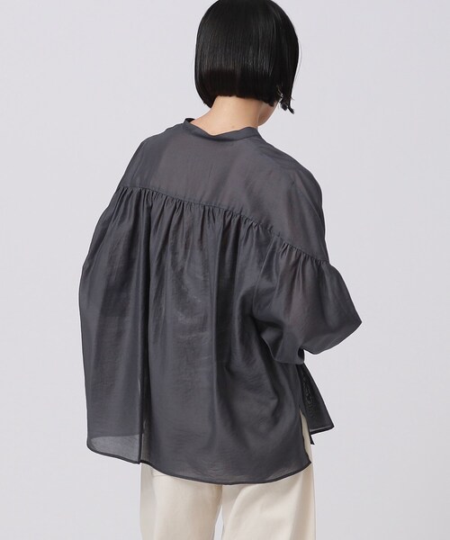 GALLEST(ギャレスト)の「◆シャインギャザーブラウス(シャツ/ブラウス・レディース・チャコールグレー/ベージュ/グリーン/ライトイエロー系・34/38)」の8枚目の写真