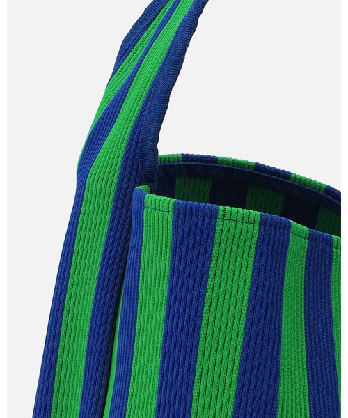 marimekko(マリメッコ)の「Merirosvo / Knitted Bag Large shoulder bag(ショルダーバッグ・レディース・グリーン・FREE)」の6枚目の写真