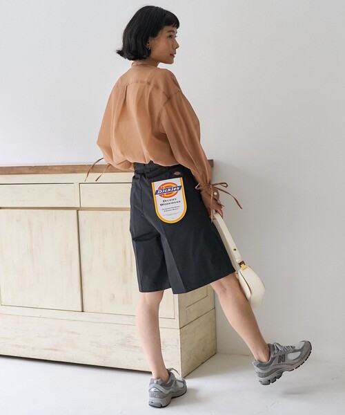 FREAK'S STORE（フリークスストア）の「シアーワッシャーシャツ/袖リボン シアーシャツ（シャツ/ブラウス・レディース・ピンク/ブラウン/ブラック/オフホワイト・ﾌﾘ-）」の8枚目の写真