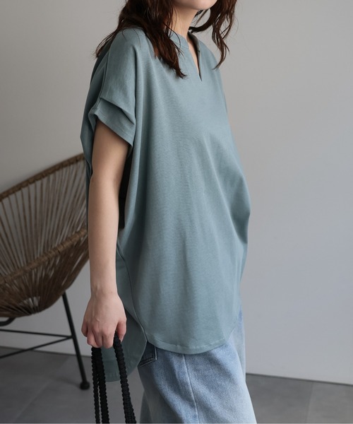 ap retro(アプレトロ)の「キーネックデザインプルオーバー(Tシャツ/カットソー・レディース・ベージュ/ブラック/アイボリー/チャコールグレー/グリーン・MEDIUM/FREE)」の15枚目の写真