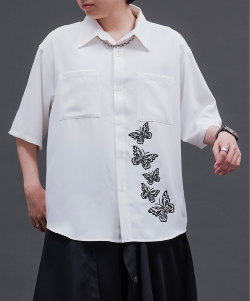 Ellno Loset(エルノロゼット)の「バタフライラメ刺繍シャツ(シャツ/ブラウス・メンズ・ブラック/オフホワイト・SMALL/MEDIUM/LARGE)」の10枚目の写真