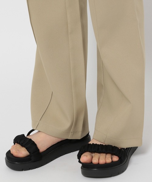 mysty woman（ミスティウーマン）の「美脚リラックスピンタックパンツ  136187（スラックス・レディース・ブラウン/グリーン系その他/ホワイト系その他・FREE）」の7枚目の写真