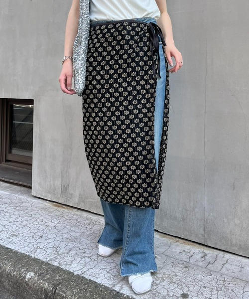 CIAOPANIC TYPY（チャオパニックティピー）の「ジャガード風フラワーレース巻きスカート（スカート・レディース・ブラック/オフホワイト/サックスブルー/ブラック系その他・ONE SIZE）」の10枚目の写真