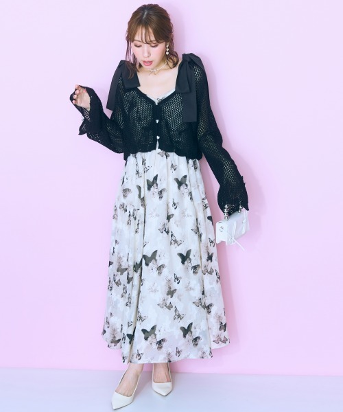 marun(マルン)の「<大きいサイズ> ハートボタンカーディガン marun(カーディガン/ボレロ・レディース・アイボリー/ブラック・3L~4L/5L~6L/L~LL)」の6枚目の写真