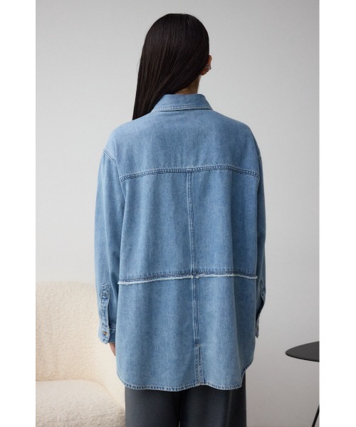 AZUL by moussy（アズールバイマウジー）の「デニムビッグシャツ（シャツ/ブラウス・レディース・ダークブルー/ライトブルー・FREE）」の21枚目の写真