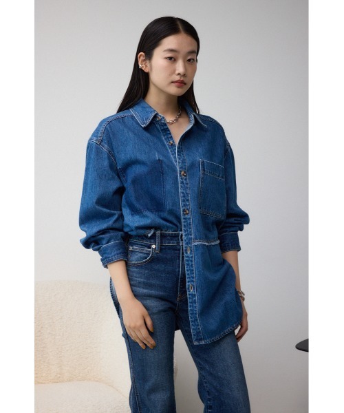 AZUL by moussy（アズールバイマウジー）の「デニムビッグシャツ（シャツ/ブラウス・レディース・ダークブルー/ライトブルー・FREE）」の13枚目の写真