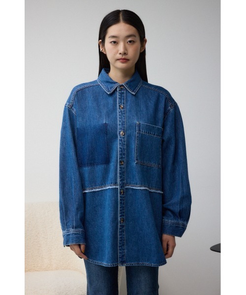 AZUL by moussy（アズールバイマウジー）の「デニムビッグシャツ（シャツ/ブラウス・レディース・ダークブルー/ライトブルー・FREE）」の11枚目の写真