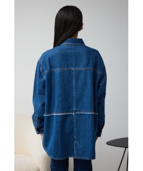 AZUL by moussy（アズールバイマウジー）の「デニムビッグシャツ（シャツ/ブラウス・レディース・ダークブルー/ライトブルー・FREE）」の9枚目の写真