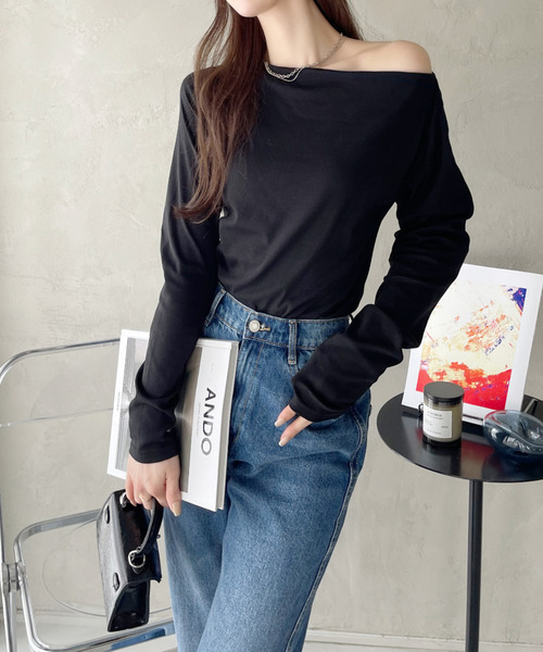 Ada.(エイダ)の「ワンショル 長袖Tシャツ(Tシャツ/カットソー・レディース・チャコール/ブラック/オフホワイト・FREE)」の11枚目の写真