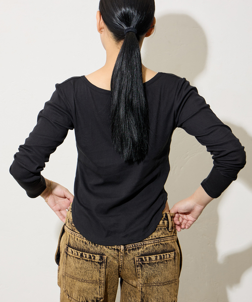 Oriens JOURNAL STANDARD（オリエンス ジャーナルスタンダード）の「《別注》【MILLER/ミラー】Light Prib 2way PO：カットソー（Tシャツ/カットソー・レディース・バーガンディー/ホワイト/ブラック・FREE）」の13枚目の写真