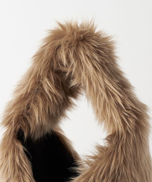 LE VERNIS（ル・ベルニ）の「＜LE VERNIS＞フェイクファー バッグ（トートバッグ・レディース・ベージュ/オリーブ・FREE）」の11枚目の写真