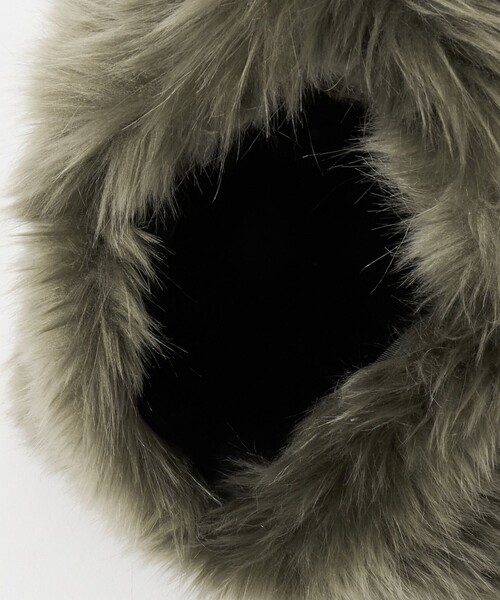 LE VERNIS（ル・ベルニ）の「＜LE VERNIS＞フェイクファー バッグ（トートバッグ・レディース・ベージュ/オリーブ・FREE）」の19枚目の写真