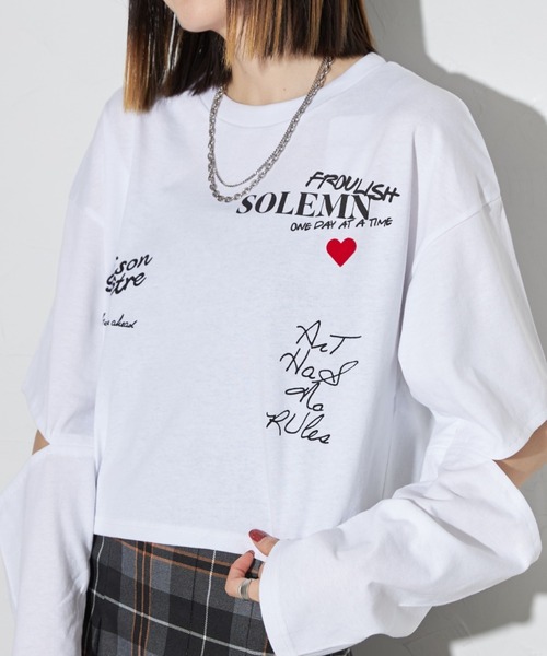 deux amour(ドゥーザムール)の「ハートロゴロングTシャツ(Tシャツ/カットソー・レディース・チャコールグレー/ホワイト・FREE)」の4枚目の写真