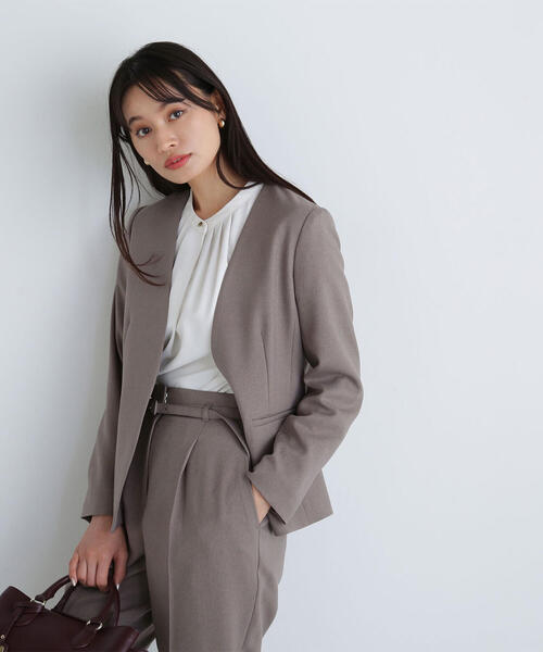 NATURAL BEAUTY BASIC(ナチュラルビューティーベーシック)の「◇<ウーステッドライクツイルセットアップ>ノーカラージャケット(ノーカラージャケット・レディース・チャコールグレー/ブラウン/ベージュ・SMALL/MEDIUM/LARGE)」の12枚目の写真
