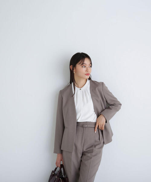 NATURAL BEAUTY BASIC(ナチュラルビューティーベーシック)の「◇<ウーステッドライクツイルセットアップ>ノーカラージャケット(ノーカラージャケット・レディース・チャコールグレー/ブラウン/ベージュ・SMALL/MEDIUM/LARGE)」の14枚目の写真