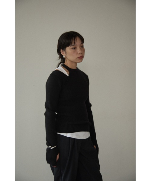 DRWCYS（ドロシーズ）の「カットアウトリブニットトップス（ニット/セーター・レディース・ブラック/グレー/レッド/アイボリー/ミント/ブラウン・FREE）」の18枚目の写真