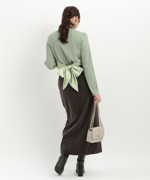 Andemiu（アンデミュウ）の「サテンビスチェニット159346（ニット/セーター・レディース・グリーン/アイボリー/ブラック・FREE）」の13枚目の写真