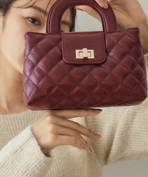 OPAQUE.CLIP（オペークドットクリップ）の「◆【2WAY】ダイヤキルティングデザインチェーンショルダーバッグ（ショルダーバッグ・レディース・ボルドー/シルバー/アイボリー系5/ブラック系5・00）」の4枚目の写真