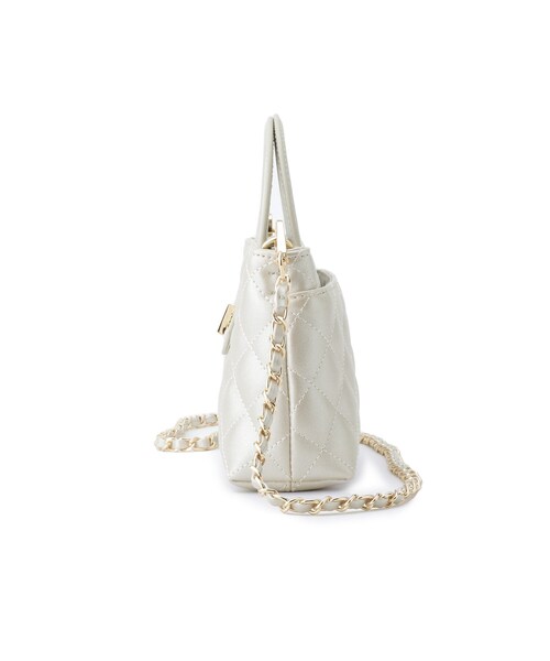 OPAQUE.CLIP（オペークドットクリップ）の「◆【2WAY】ダイヤキルティングデザインチェーンショルダーバッグ（ショルダーバッグ・レディース・ボルドー/シルバー/アイボリー系5/ブラック系5・00）」の6枚目の写真