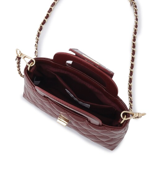 OPAQUE.CLIP（オペークドットクリップ）の「◆【2WAY】ダイヤキルティングデザインチェーンショルダーバッグ（ショルダーバッグ・レディース・ボルドー/シルバー/アイボリー系5/ブラック系5・00）」の10枚目の写真