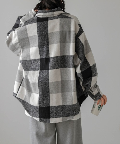 SUGAR BISKET（シュガービスケット）の「オーバーサイズ チェック柄ジャケット（シャツ/ブラウス・レディース・ブラック/ブラウン・フリー）」の12枚目の写真